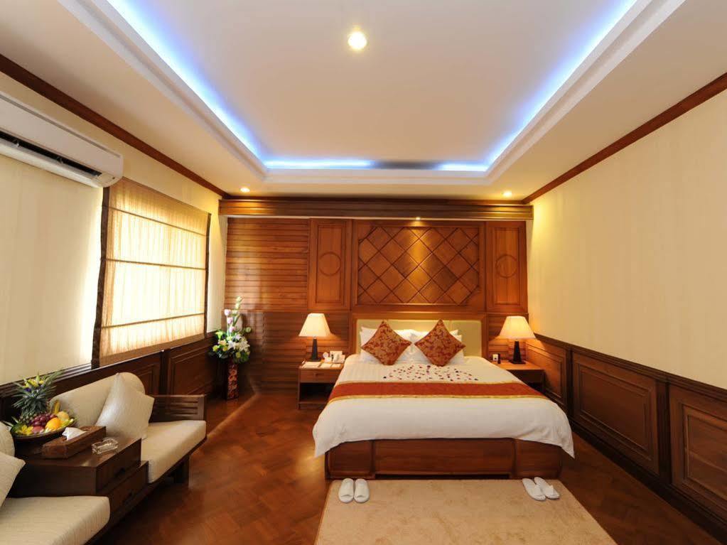 The Golden Lake Hotel Naypyidaw Exterior foto